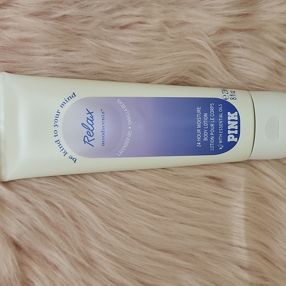 Brand New PINK Victoria's Secret Fragrance Body Lotion - Picture 1 of 4